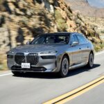 BMW 7 Series लग्ज़री सेडान का प्रीमियम फ्रंट लुक और शानदार डिजाइन